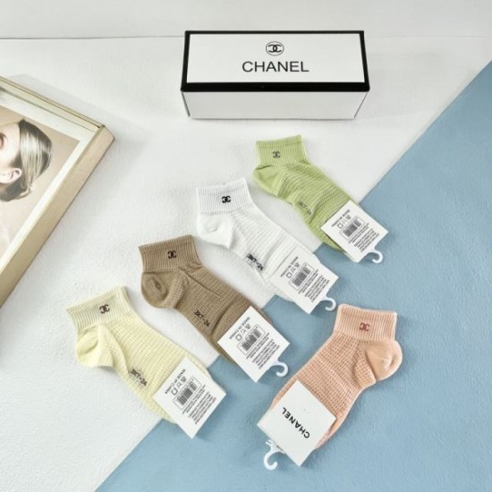 2024SS Socks CHANEL A coveted brand that makes you feel good 2024SS Socks CHANEL A coveted brand that makes you feel good