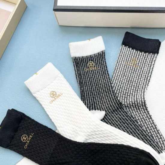 2024SS Socks CHANEL Highly used by fashionable people 2024SS Socks CHANEL Highly used by fashionable people