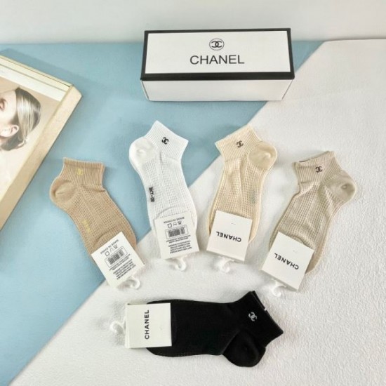 2024SS Socks CHANEL An item with a perfect presence 2024SS Socks CHANEL An item with a perfect presence