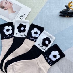 2024SS Socks CHANEL Highly used by fashionable people