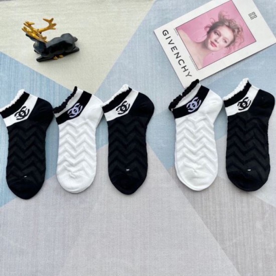 2024SS socks CHANEL Chanel classic street style 2024SS socks CHANEL Chanel classic street style