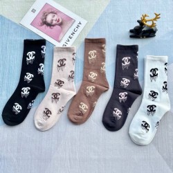 2024SS Socks CHANEL Eye-catching style this summer