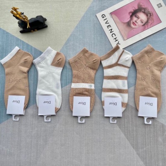 2024SS Socks DIOR Dior Popular New Brand Item 2024SS Socks DIOR Dior Popular New Brand Item
