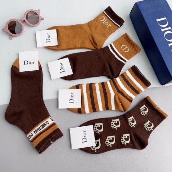 2024SS Socks DIOR Upgrade your summer classic style 2024SS Socks DIOR Upgrade your summer classic style