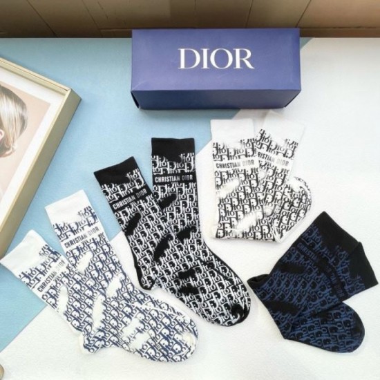 2024SS Socks DIOR Dior Last year's popular item New 2024SS Socks DIOR Dior Last year's popular item New