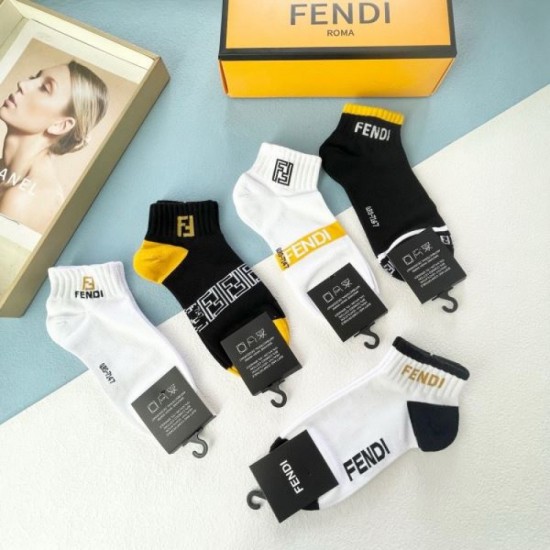 2024SS socks FENDI Fashionable style this season too 2024SS socks FENDI Fashionable style this season too