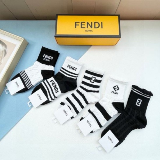 2024SS socks FENDI Wear overflowing on the street 2024SS socks FENDI Wear overflowing on the street