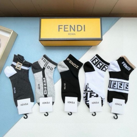 2024SS socks FENDI Used by celebrities and entertainers 2024SS socks FENDI Used by celebrities and entertainers