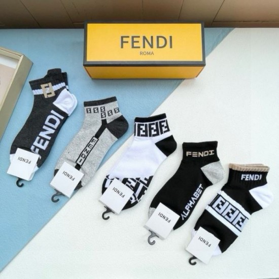 2024SS socks FENDI Used by celebrities and entertainers 2024SS socks FENDI Used by celebrities and entertainers
