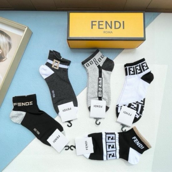 2024SS socks FENDI Used by celebrities and entertainers 2024SS socks FENDI Used by celebrities and entertainers