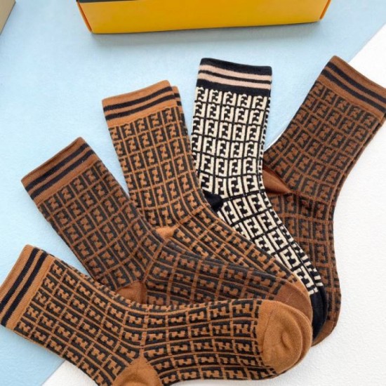 2024SS socks FENDI Items attracting attention from overseas celebrities 2024SS socks FENDI Items attracting attention from overseas celebrities