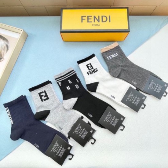 2024SS socks FENDI is becoming increasingly popular! Stylish new item 2024SS socks FENDI is becoming increasingly popular! Stylish new item