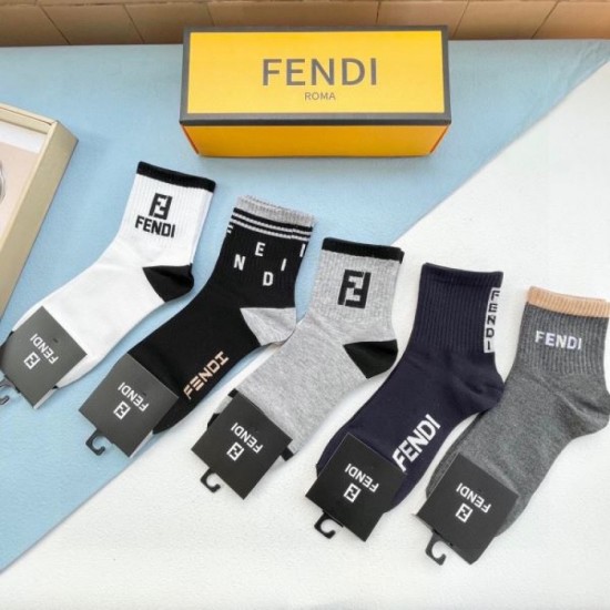 2024SS socks FENDI is becoming increasingly popular! Stylish new item 2024SS socks FENDI is becoming increasingly popular! Stylish new item
