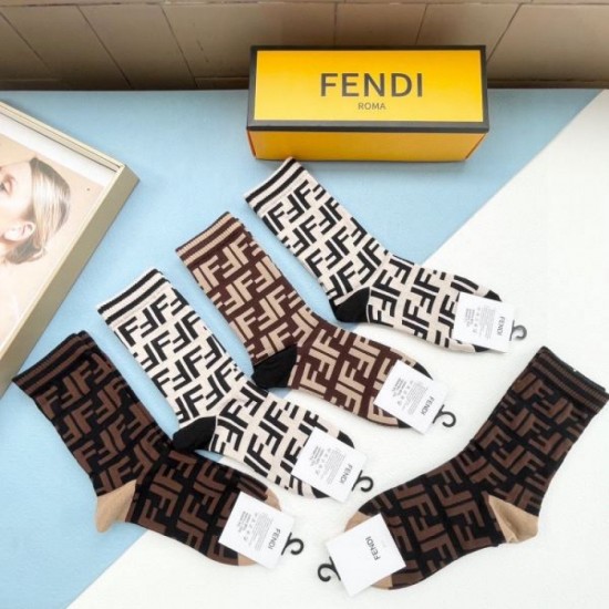 2024SS socks FENDI For a limited time, you should buy them at a great price 2024SS socks FENDI For a limited time, you should buy them at a great price