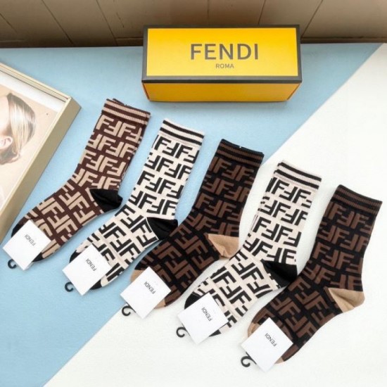 2024SS socks FENDI For a limited time, you should buy them at a great price 2024SS socks FENDI For a limited time, you should buy them at a great price