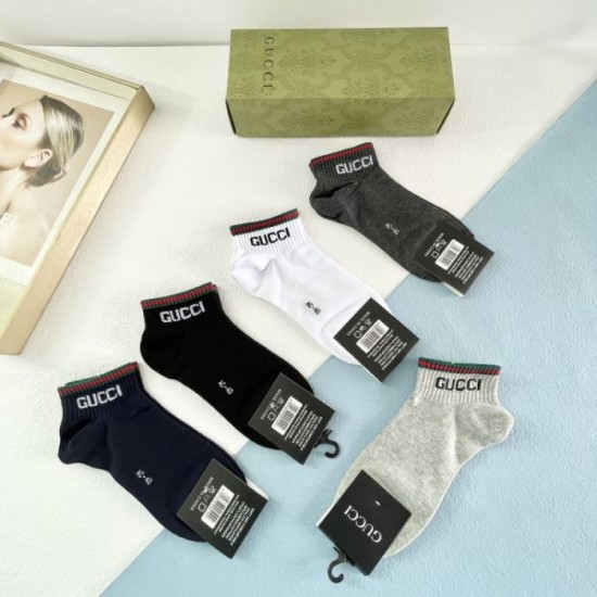 2024SS socks GUCCI Gucci has a casual atmosphere 2024SS socks GUCCI Gucci has a casual atmosphere