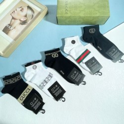 2024SS socks GUCCI Gucci Like a beautiful spring color
