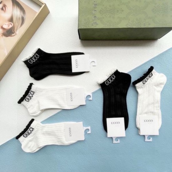 2024SS socks GUCCI Gucci For elegant casual coordination 2024SS socks GUCCI Gucci For elegant casual coordination