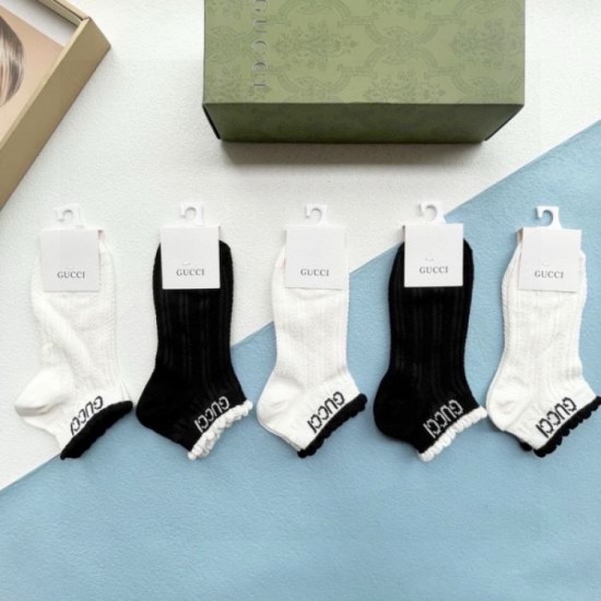 2024SS socks GUCCI Gucci For elegant casual coordination 2024SS socks GUCCI Gucci For elegant casual coordination