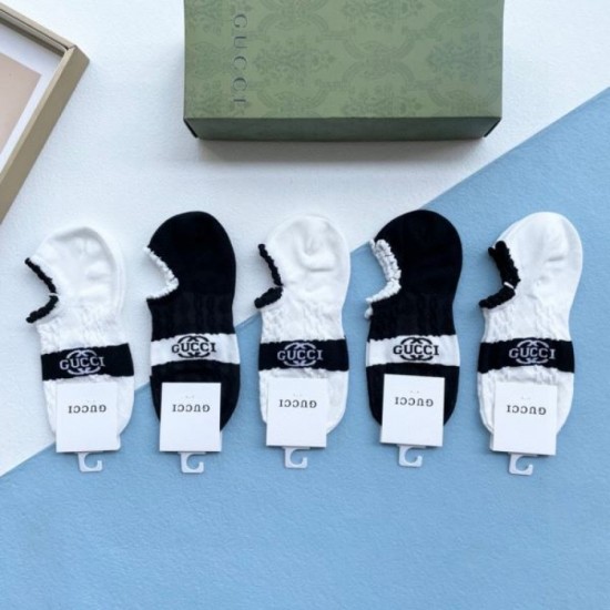 2024SS Socks GUCCI Gucci Fashion sense is skyrocketing! 2024SS Socks GUCCI Gucci Fashion sense is skyrocketing!