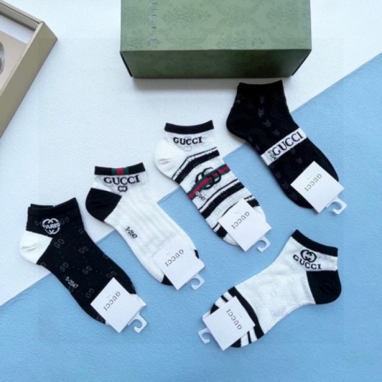 2024SS Socks GUCCI Gucci This Summer's Favorite Style 2024SS Socks GUCCI Gucci This Summer's Favorite Style
