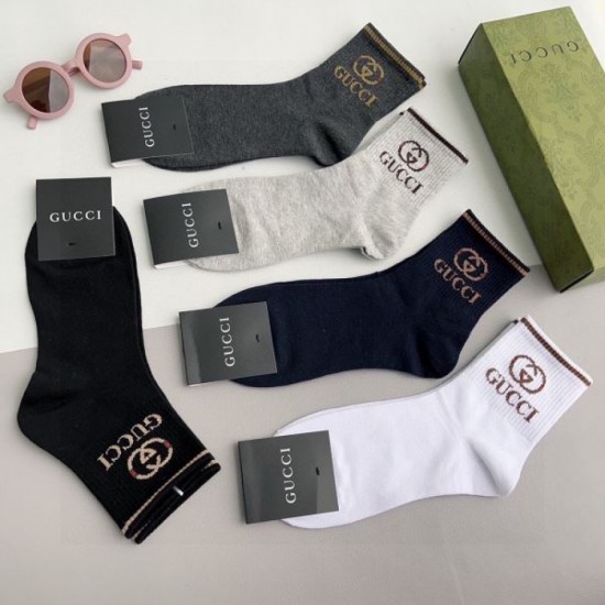 2024SS socks GUCCI Gucci is highly liked by men and women of all ages. 2024SS socks GUCCI Gucci is highly liked by men and women of all ages.