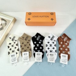 2024SS socks LOUIS VUITTON Easy to wear colors