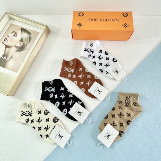 2024SS socks LOUIS VUITTON Easy to wear colors 2024SS socks LOUIS VUITTON Easy to wear colors