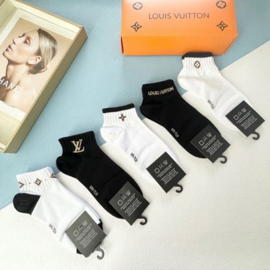 2024SS socks LOUIS VUITTON Spring items must be sold out 2024SS socks LOUIS VUITTON Spring items must be sold out