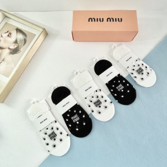 2024SS Socks MIU MIU Modern Style 2024SS Socks MIU MIU Modern Style