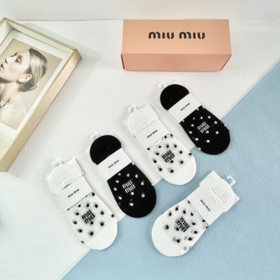 2024SS Socks MIU MIU Modern Style 2024SS Socks MIU MIU Modern Style