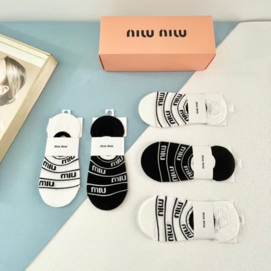 2024SS Socks MIU MIU Miu Miu Spring/Summer Standard New 2024SS Socks MIU MIU Miu Miu Spring/Summer Standard New