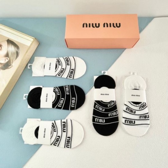 2024SS Socks MIU MIU Miu Miu Spring/Summer Standard New 2024SS Socks MIU MIU Miu Miu Spring/Summer Standard New