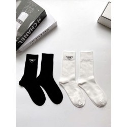 2024SS socks PRADA Eye-catching design is distinctive