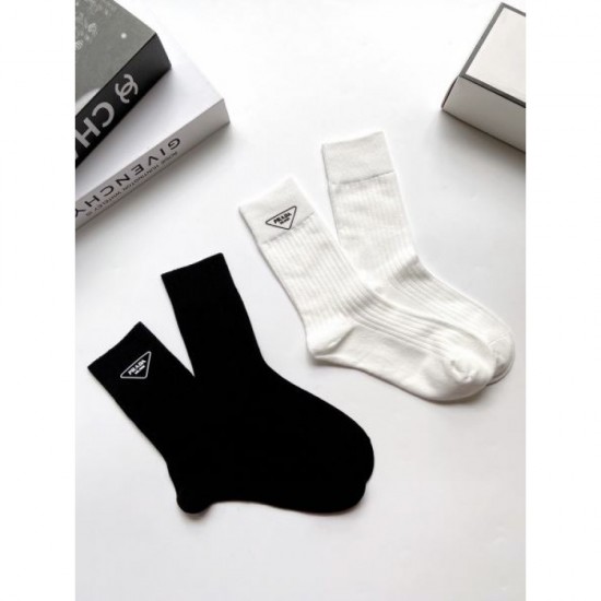 2024SS socks PRADA Eye-catching design is distinctive 2024SS socks PRADA Eye-catching design is distinctive