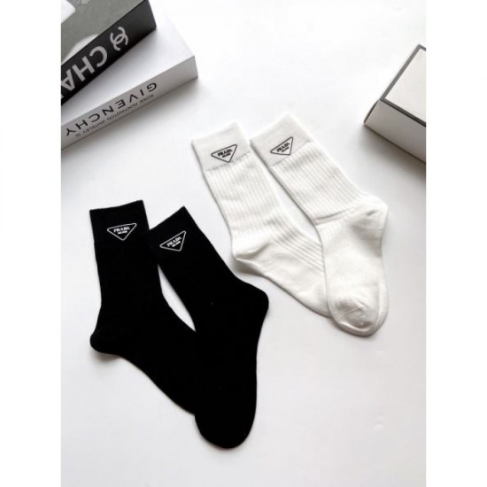 2024SS socks PRADA Eye-catching design is distinctive 2024SS socks PRADA Eye-catching design is distinctive