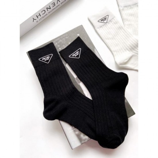 2024SS socks PRADA Eye-catching design is distinctive 2024SS socks PRADA Eye-catching design is distinctive