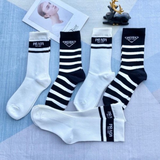 2024SS Socks PRADA Enjoy casual fashion 2024SS Socks PRADA Enjoy casual fashion