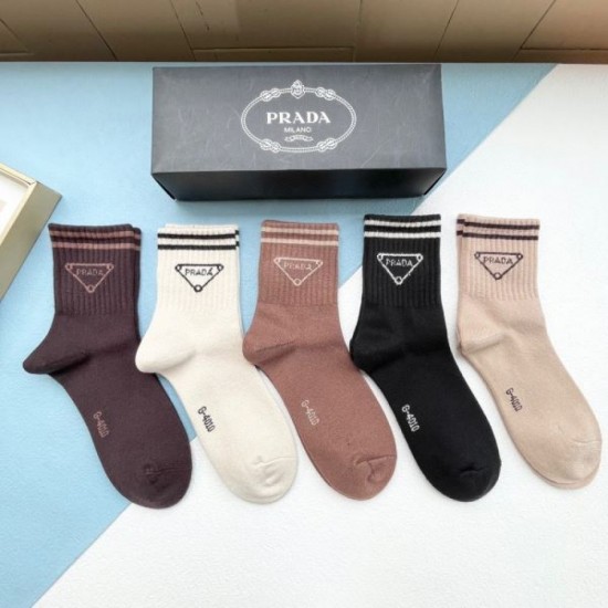 2024SS socks PRADA Feel the latest trends 2024SS socks PRADA Feel the latest trends
