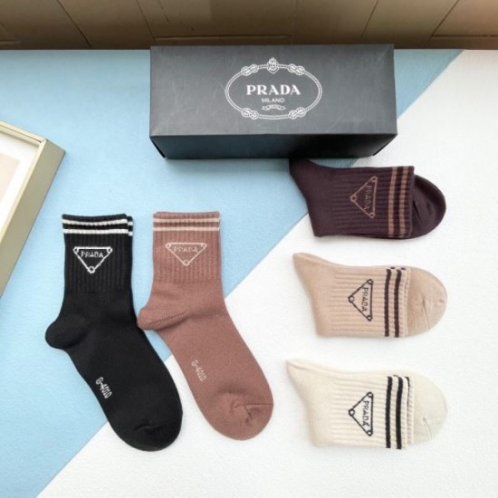 2024SS socks PRADA Feel the latest trends 2024SS socks PRADA Feel the latest trends