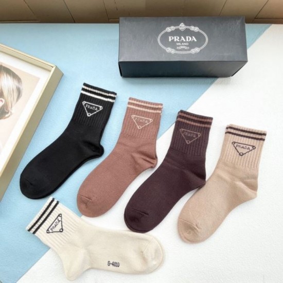 2024SS socks PRADA Feel the latest trends 2024SS socks PRADA Feel the latest trends