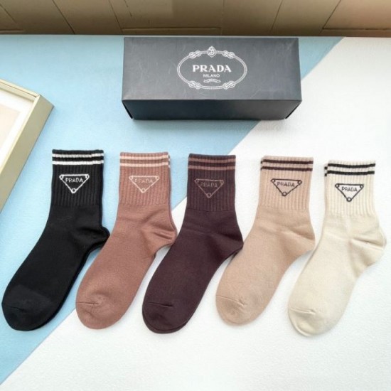 2024SS socks PRADA Feel the latest trends 2024SS socks PRADA Feel the latest trends