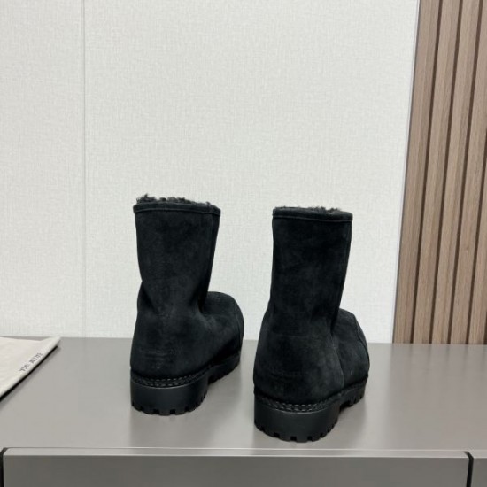 BALENCIAGA 2024FW Women's Boots No. 1 in total cumulative sales BALENCIAGA 2024FW Women's Boots No. 1 in total cumulative sales