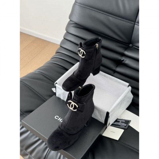CHANEL 2024FW Women's Boots New arrivals to improve your fashion level CHANEL 2024FW Women's Boots New arrivals to improve your fashion level