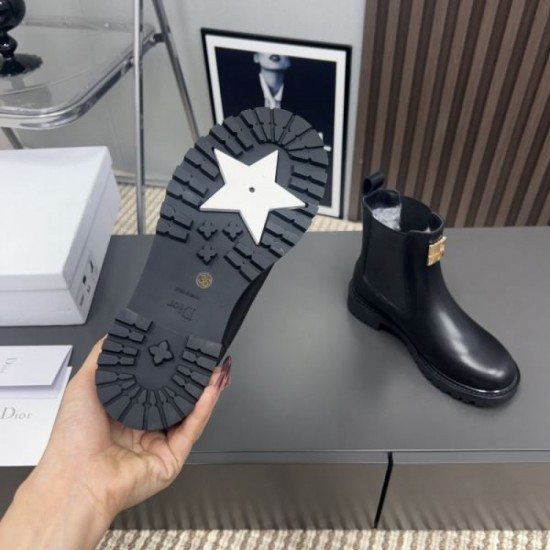 DIOR 2024FW Women's Boots Popular tops this fall/winter DIOR 2024FW Women's Boots Popular tops this fall/winter