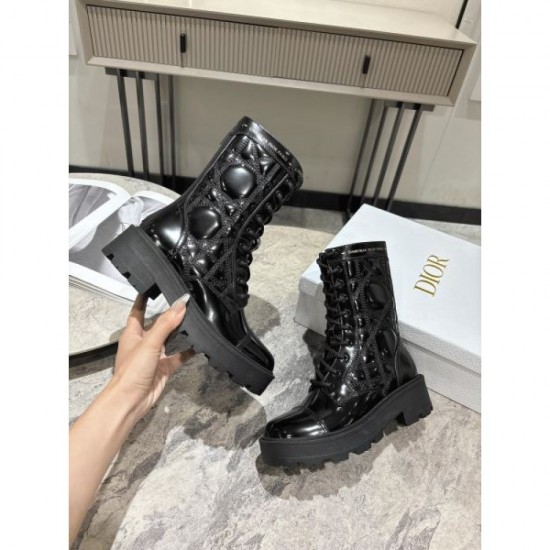 DIOR 2024FW Women's Boots Definitely the latest trend DIOR 2024FW Women's Boots Definitely the latest trend