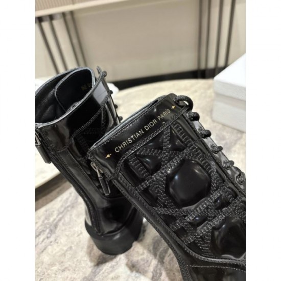 DIOR 2024FW Women's Boots Definitely the latest trend DIOR 2024FW Women's Boots Definitely the latest trend