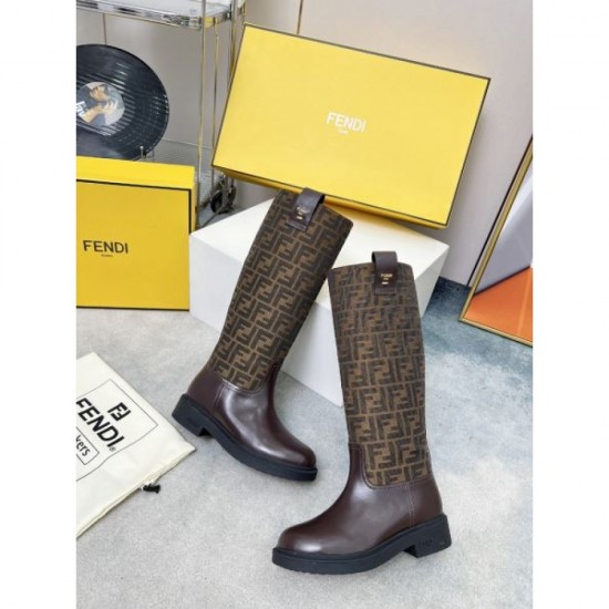 FENDI 2024FW Women's Boots Latest Popular Sale This Autumn FENDI 2024FW Women's Boots Latest Popular Sale This Autumn