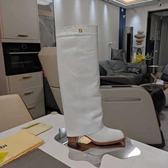 FENDI 2024FW Women's Boots New Fall/Winter New Releases FENDI 2024FW Women's Boots New Fall/Winter New Releases