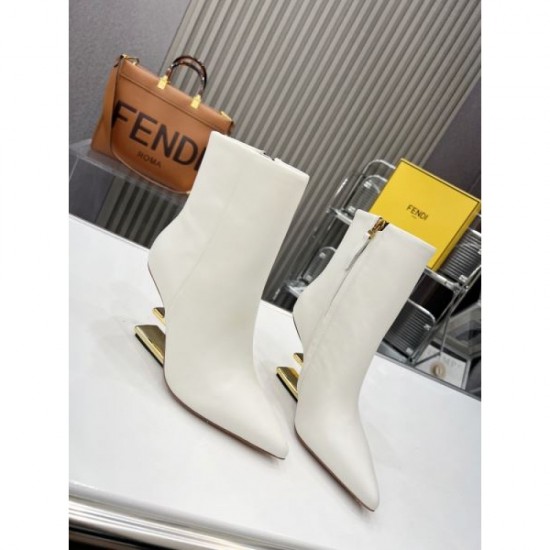 FENDI 2024FW Women's Boots At the cutting edge of trends FENDI 2024FW Women's Boots At the cutting edge of trends